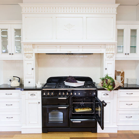 Falcon 110cm Classic Deluxe 5 Burner Dual Fuel Cooker - Black/Brass