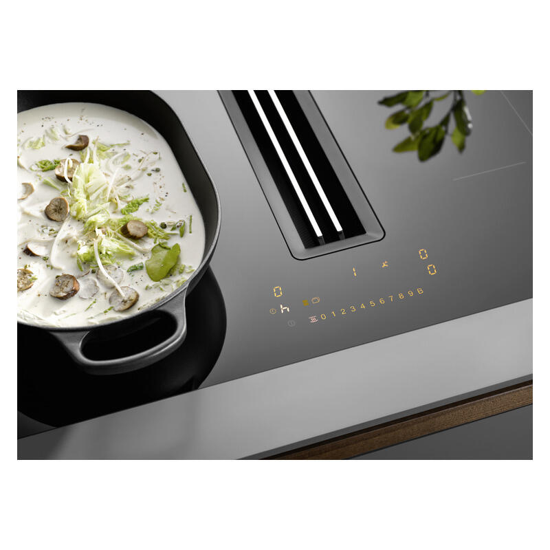 Miele Induction Cooktop with Integrated Extractor - Black